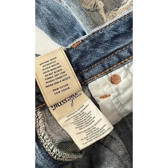 Miss Me Womens Lightwashed Distressed Boyfriend Ankle Denim Jeans Size 26 - Picture 9 of 15
